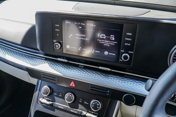 https://vehicle-cdn.autoleague.cloud/15795_41012577_13.jpg