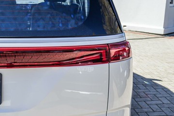 https://vehicle-cdn.autoleague.cloud/15795_41012577_9.jpg