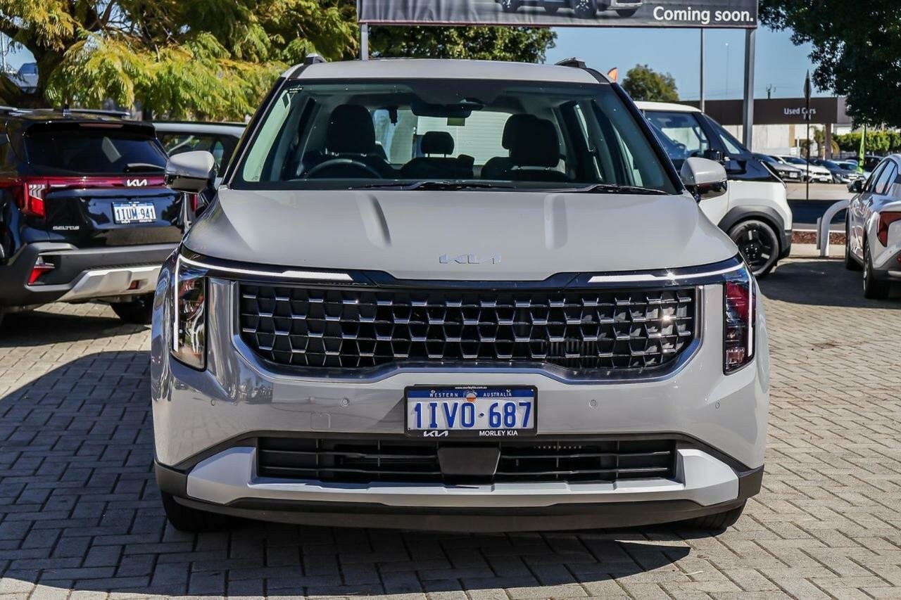 Kia Carnival image 4