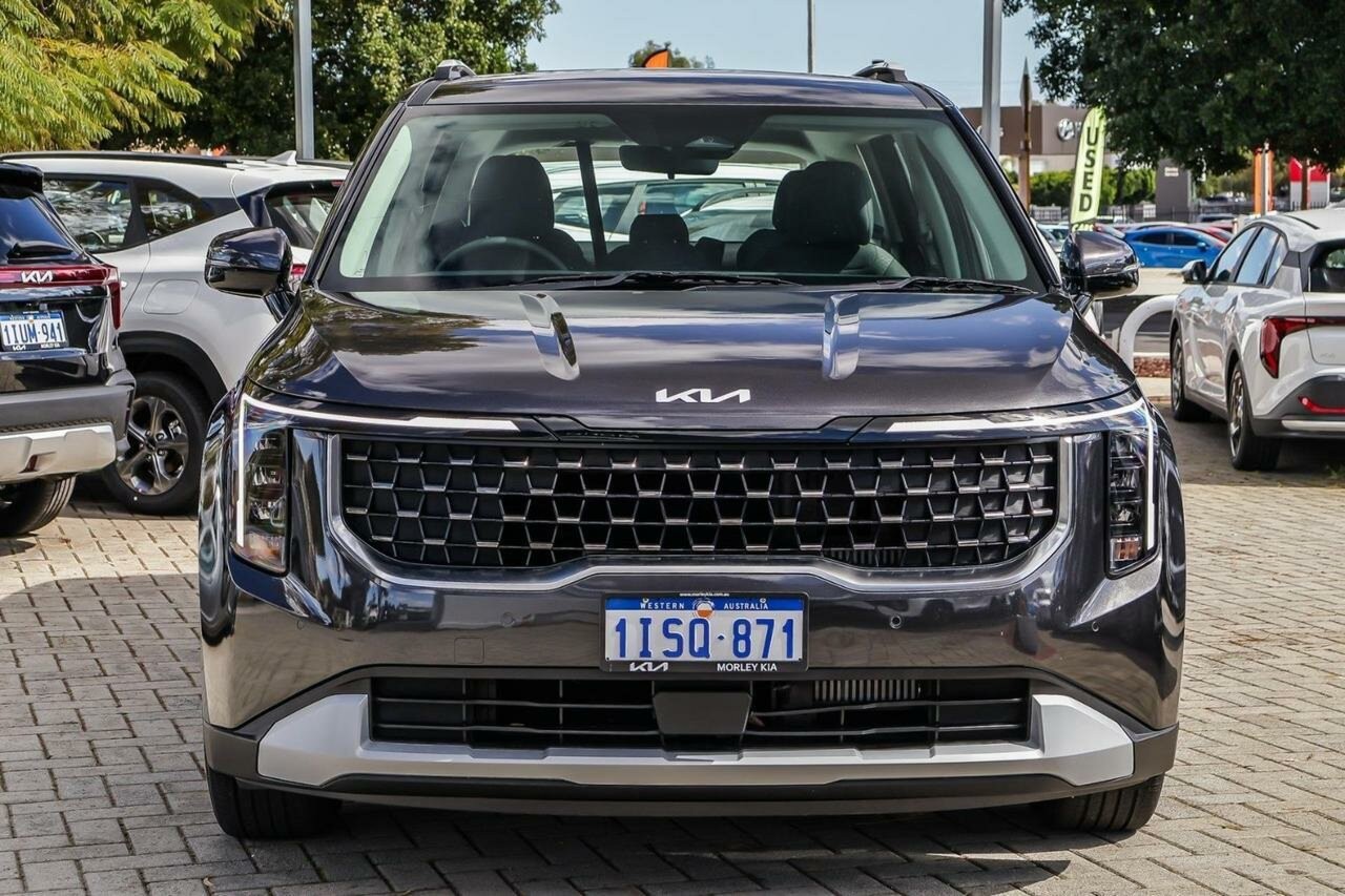 Kia Carnival image 4