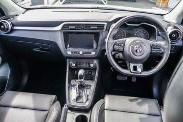 https://vehicle-cdn.autoleague.cloud/15795_41012673_21.jpg