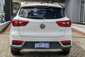 https://vehicle-cdn.autoleague.cloud/15795_41012673_5.jpg