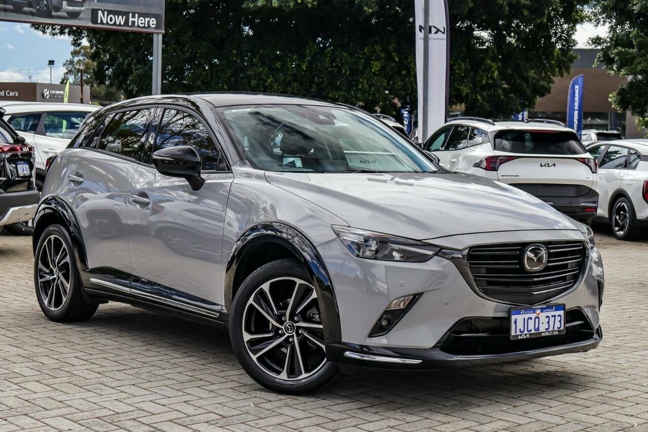 Mazda Cx-3 image 1