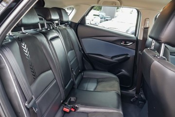 https://vehicle-cdn.autoleague.cloud/15795_41012738_19.jpg