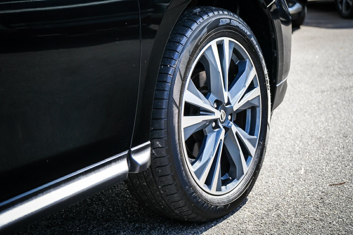 Nissan Pathfinder image 4