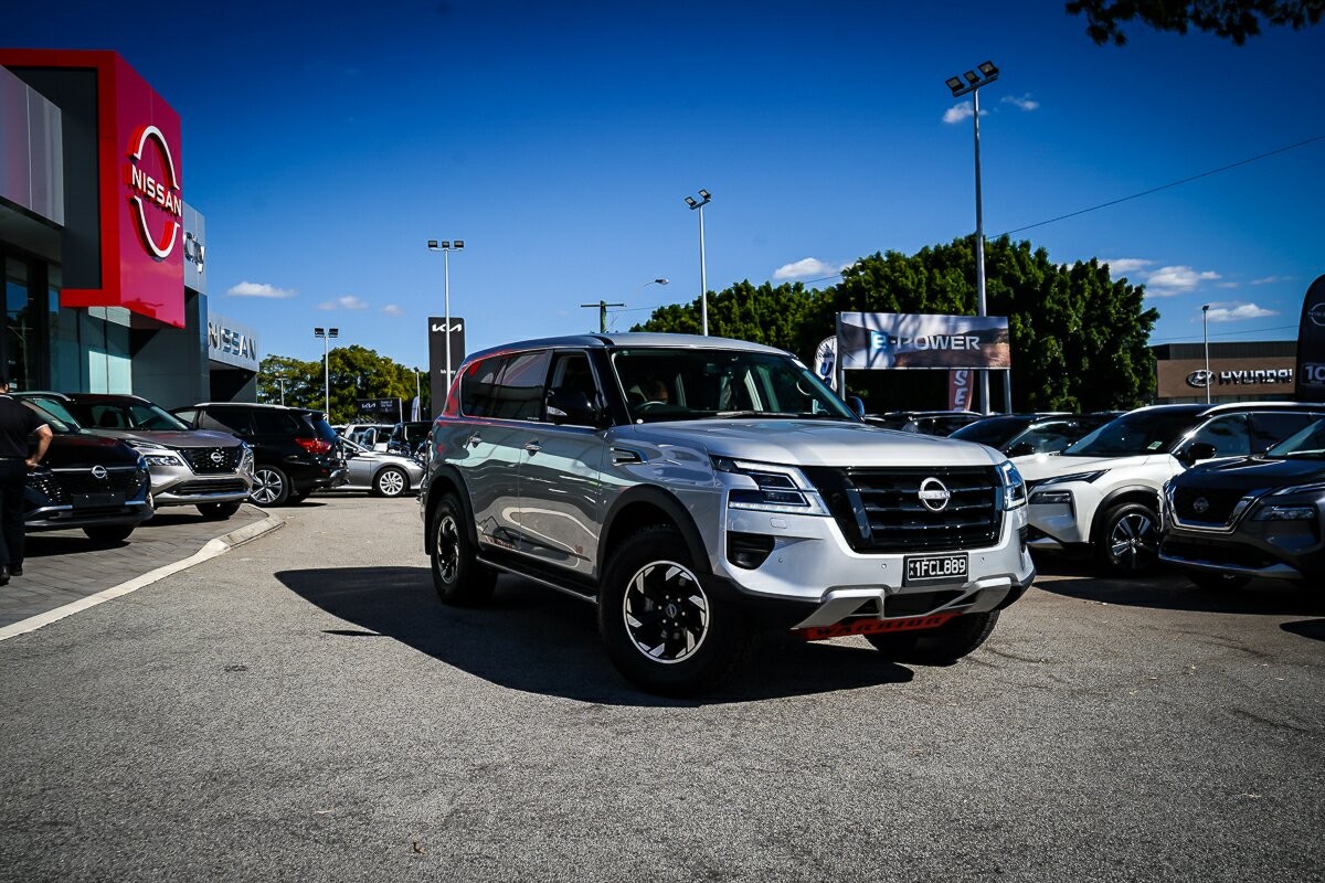 Nissan Patrol image 2