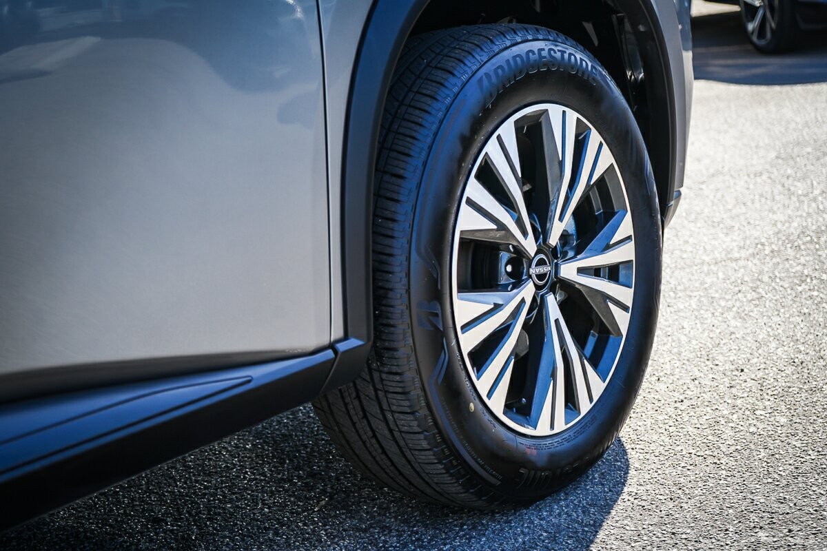 Nissan X-trail image 4