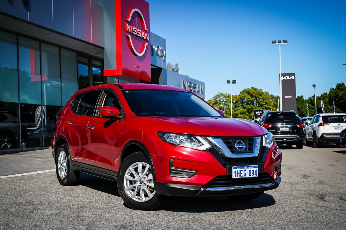 Nissan X-trail image 2