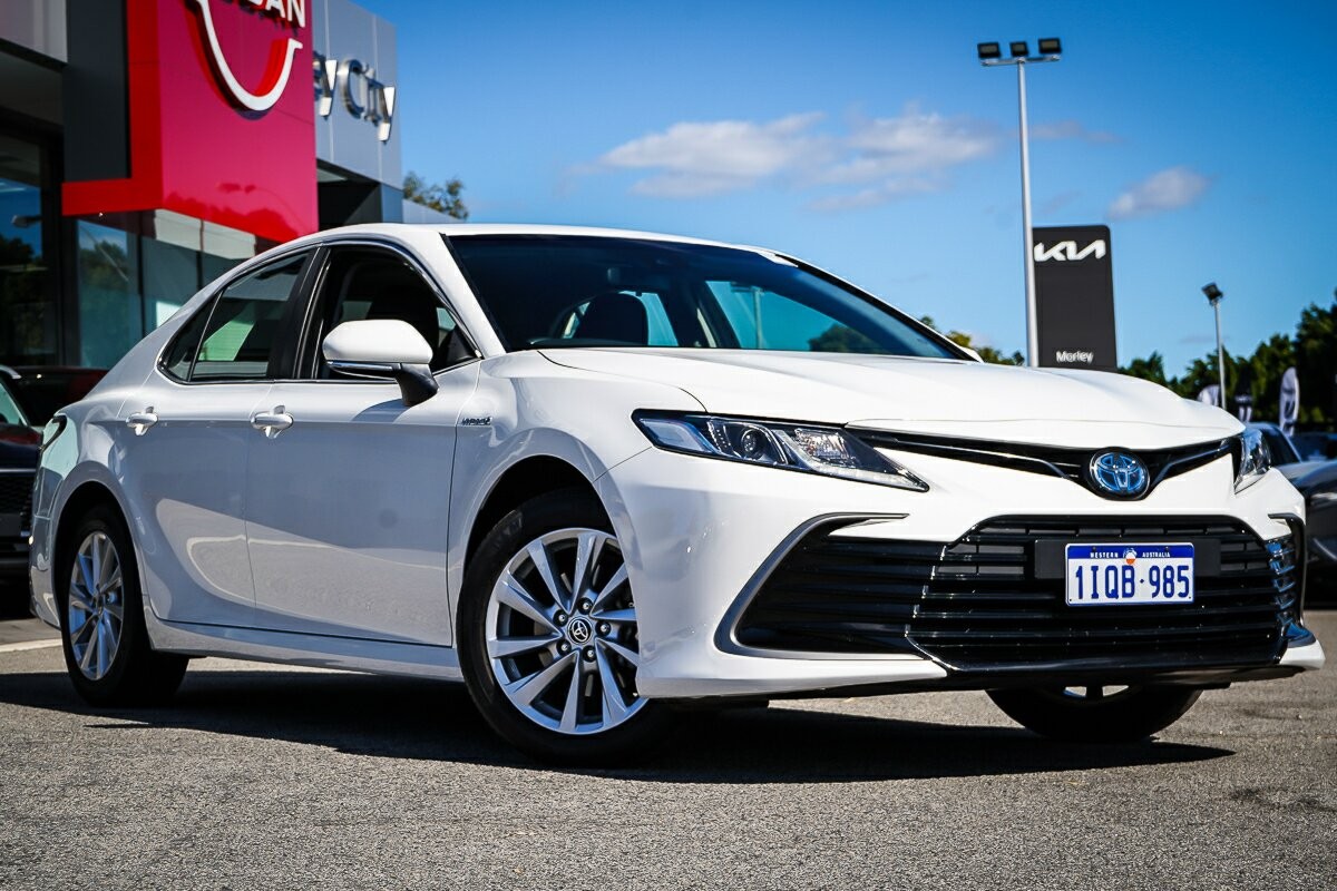 Toyota Camry image 1