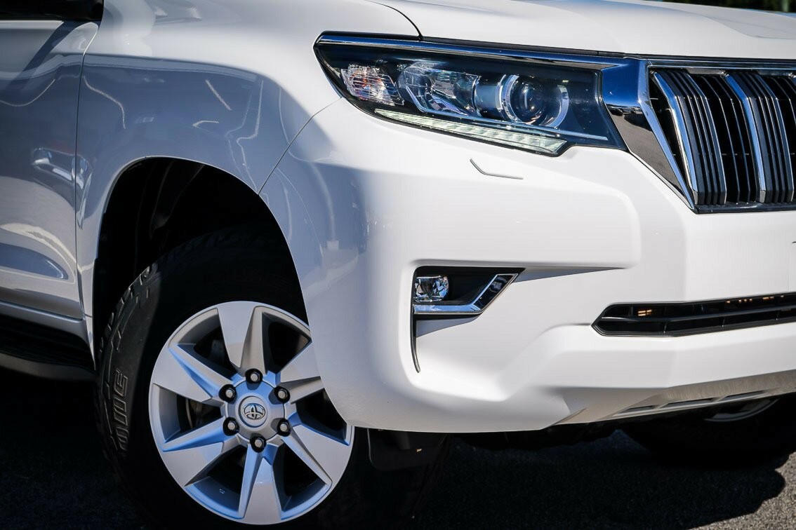 Toyota Landcruiser Prado image 3
