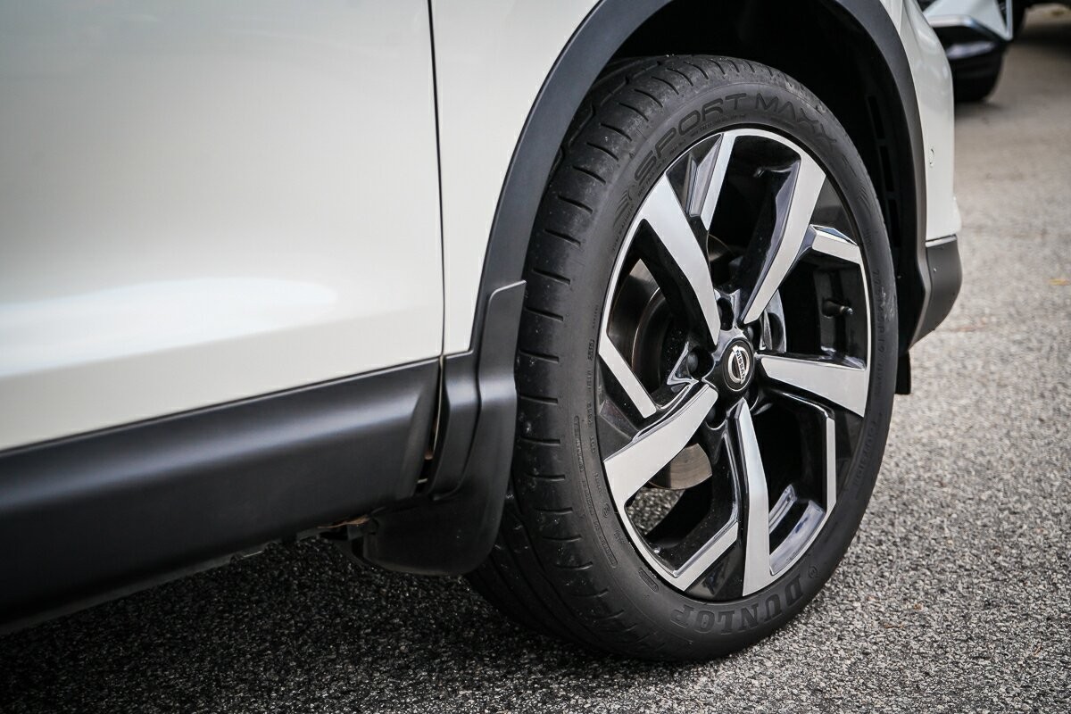 Nissan Qashqai image 4