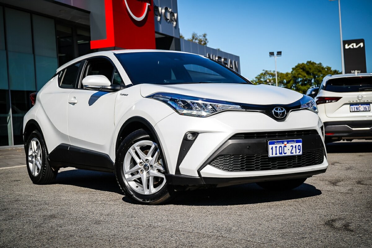 Toyota C-hr image 1