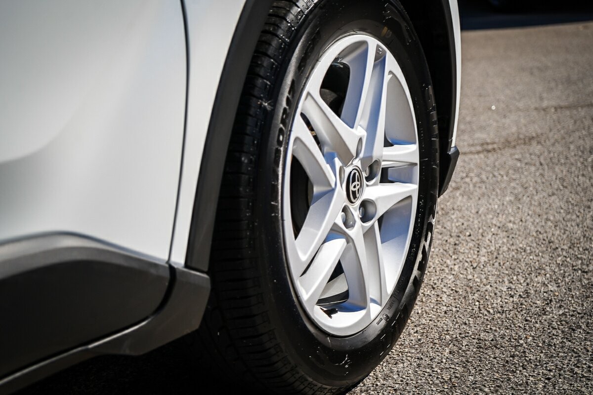 Toyota C-hr image 4