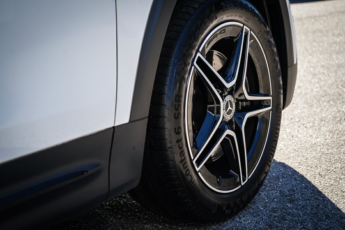 Mercedes Benz Glb-class image 4