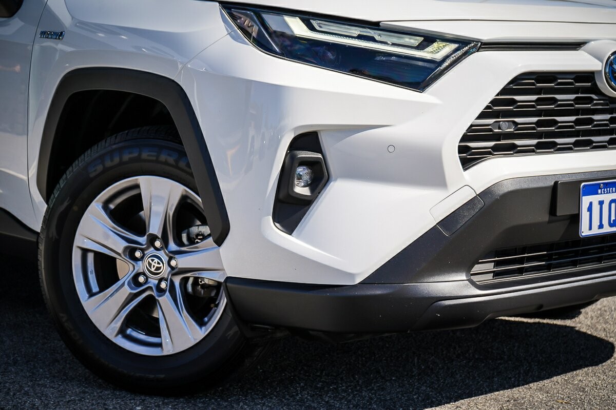 Toyota Rav4 image 3