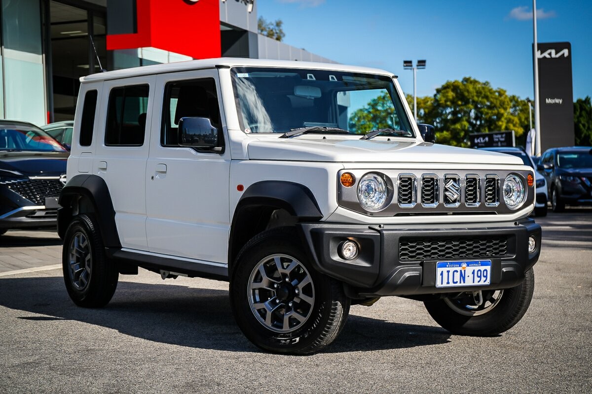 Suzuki Jimny image 1