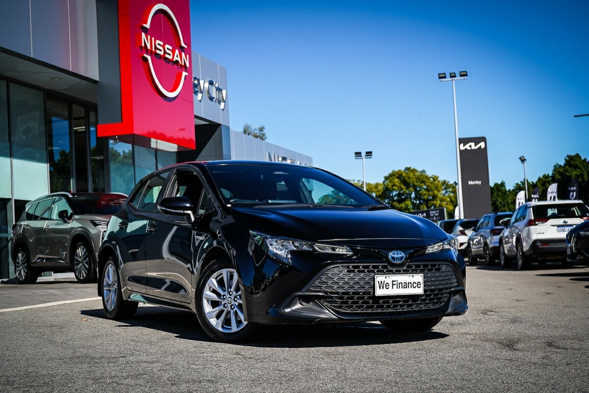 Toyota Corolla image 2