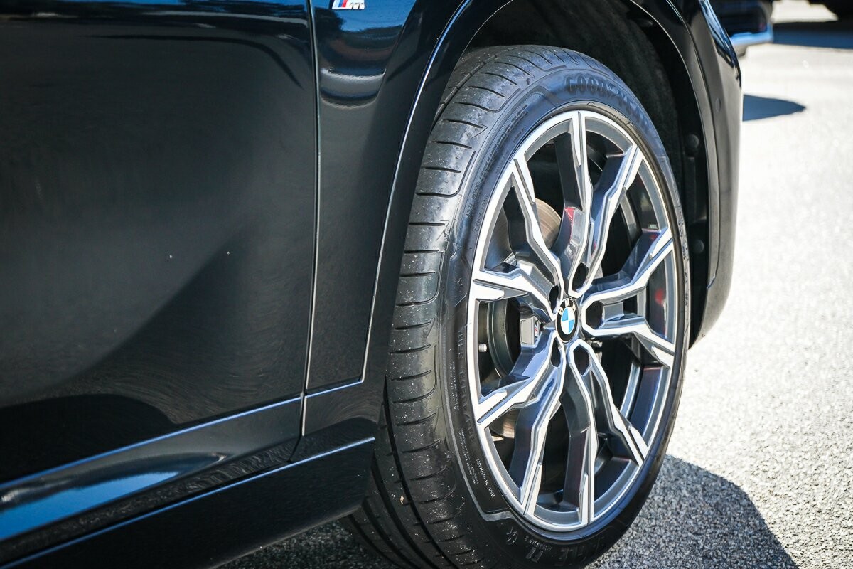 BMW X1 image 3