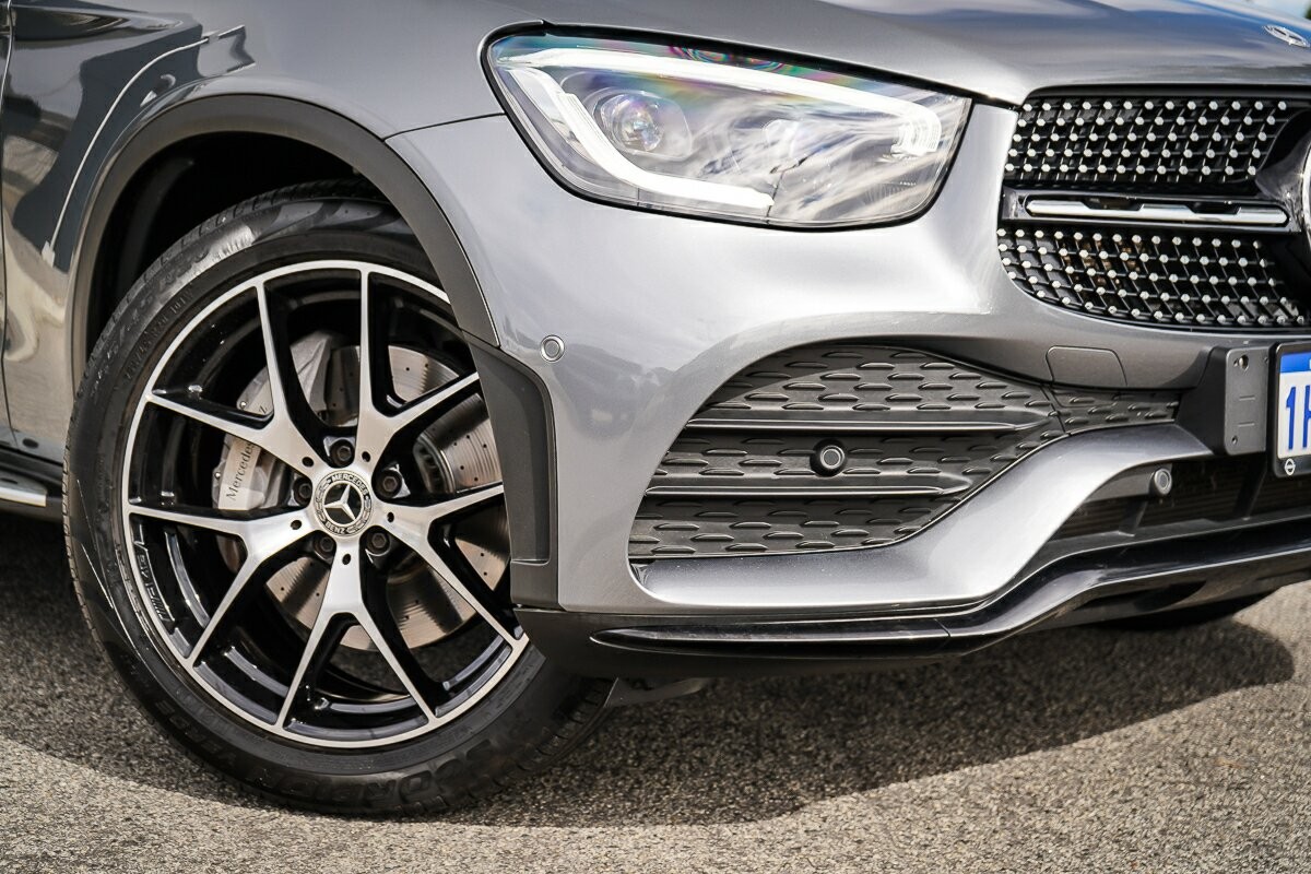 Mercedes Benz Glc-class image 3