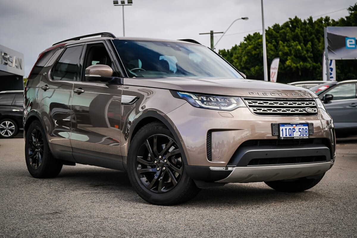 Land Rover Discovery image 1
