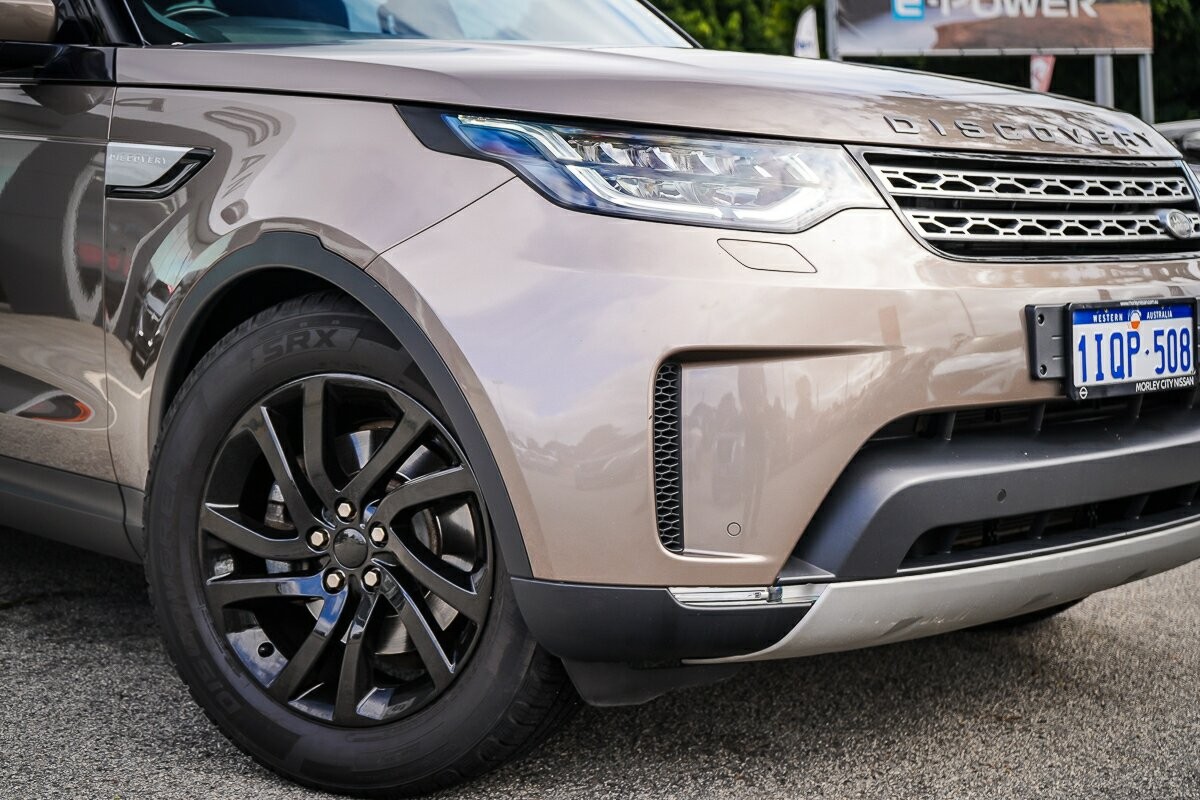 Land Rover Discovery image 3