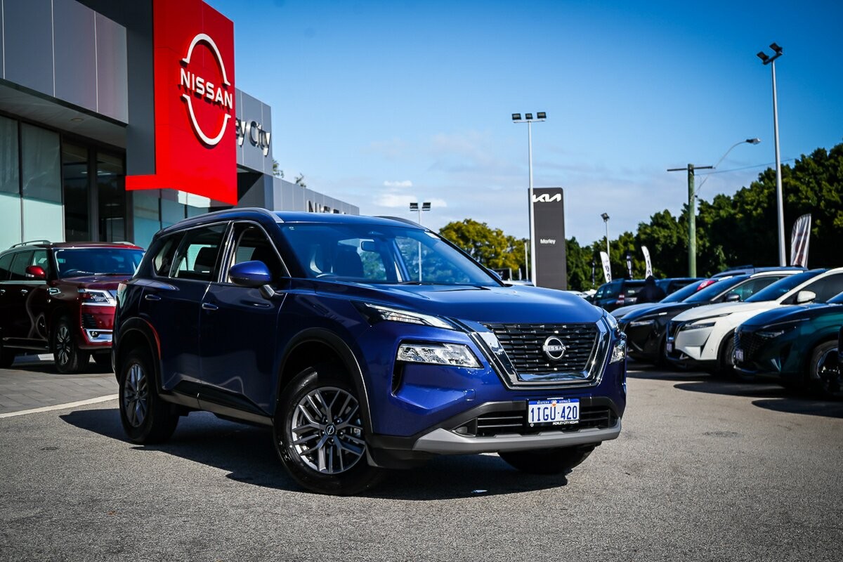 Nissan X-trail image 2