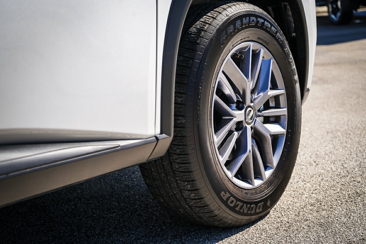 Nissan X-trail image 4