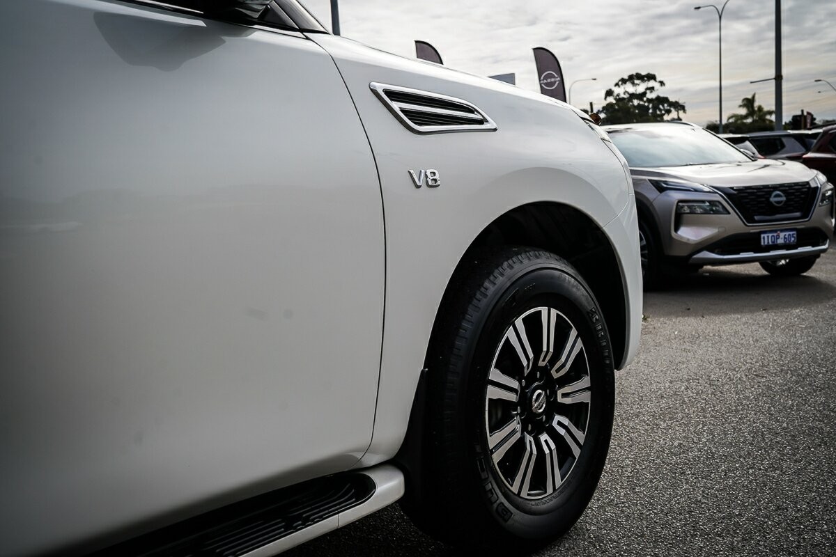 Nissan Patrol image 4