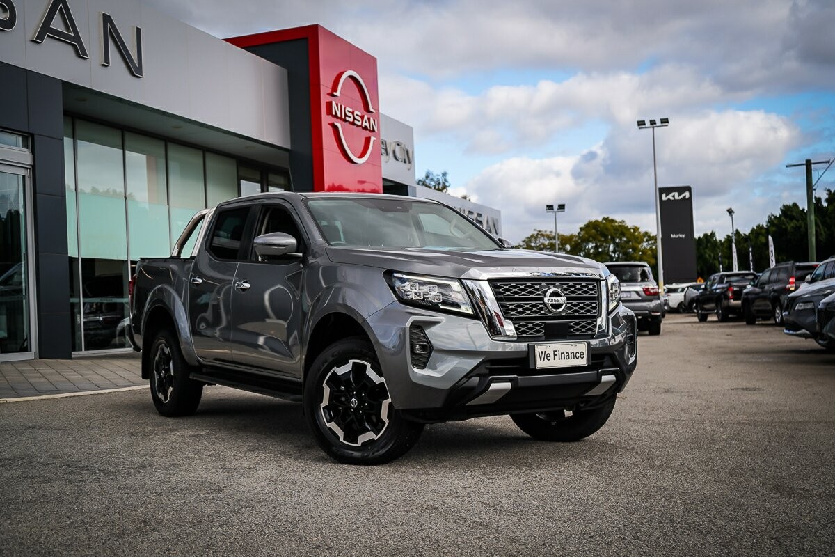 Nissan Navara image 2