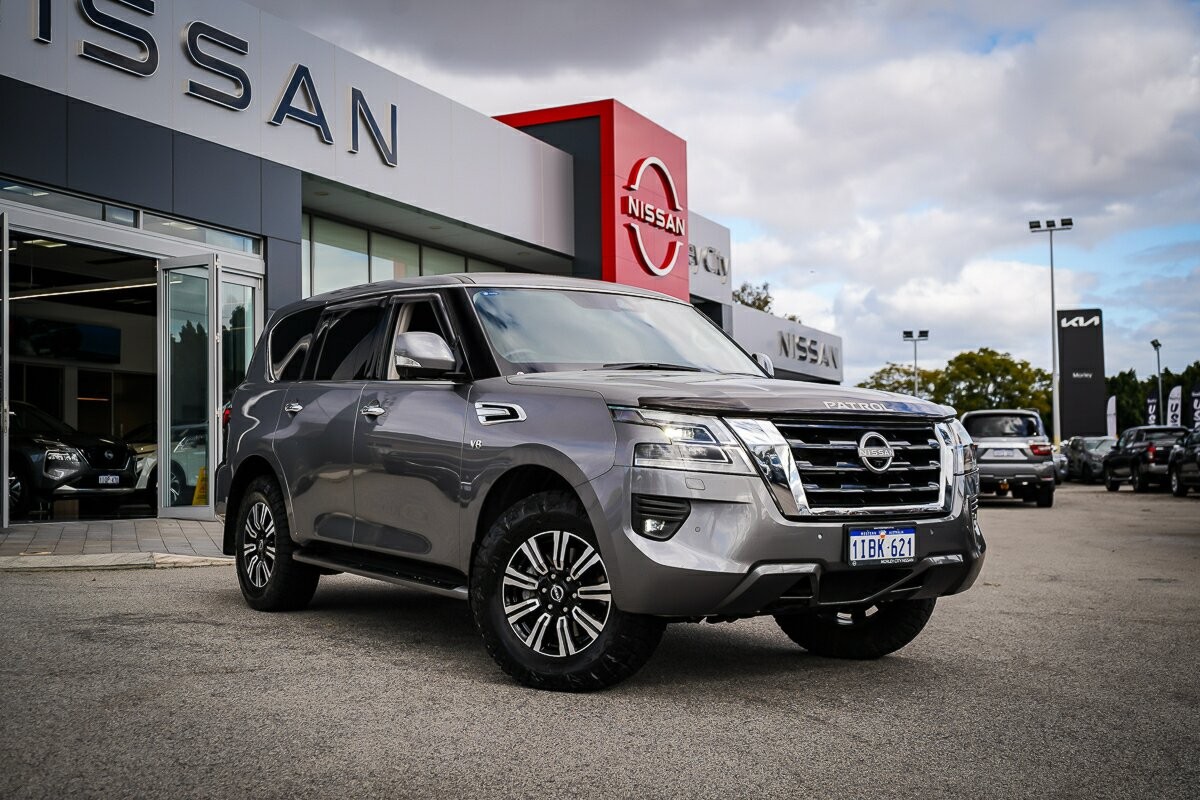 Nissan Patrol image 2