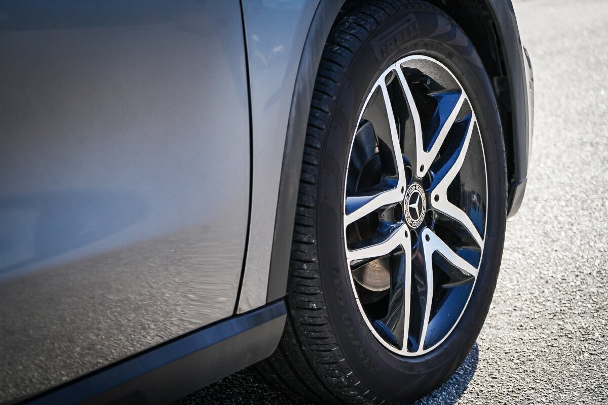 Mercedes Benz Gla-class image 3
