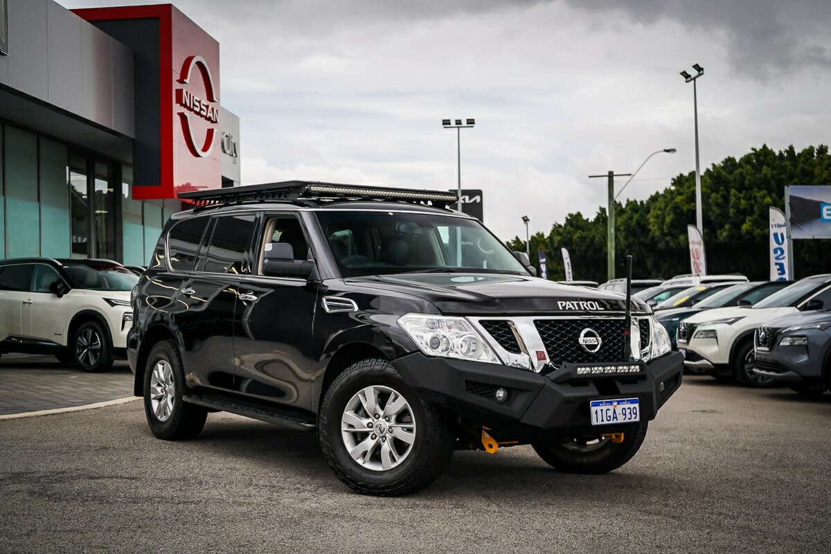 Nissan Patrol image 2