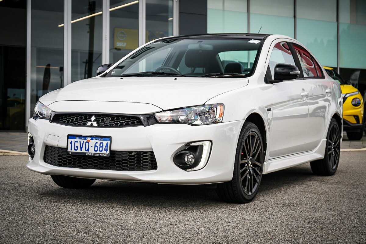 Mitsubishi Lancer image 3