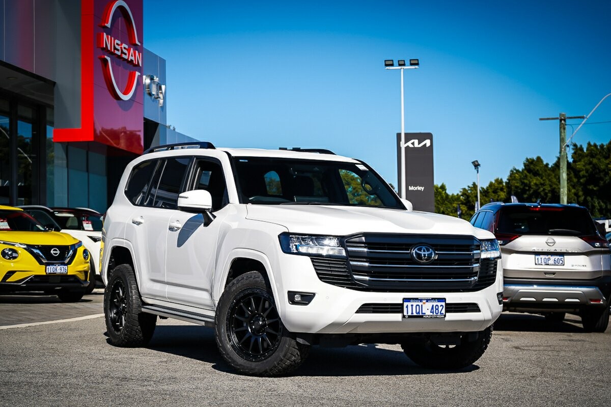 Toyota Landcruiser image 1