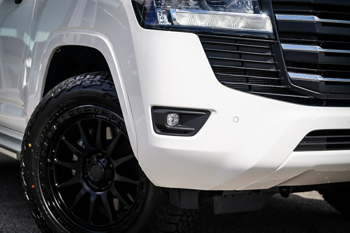 Toyota Landcruiser image 3