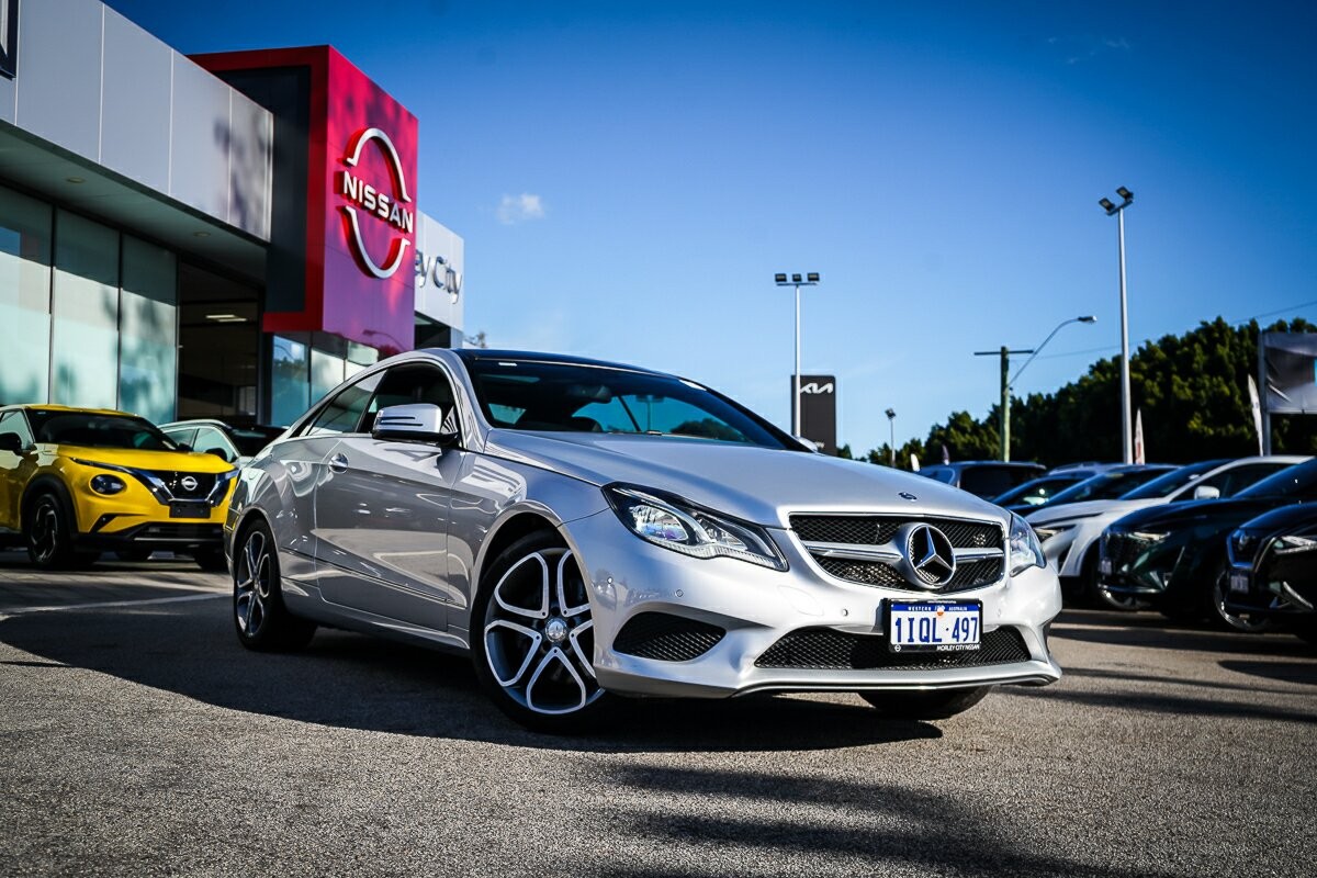 Mercedes Benz E-class image 2