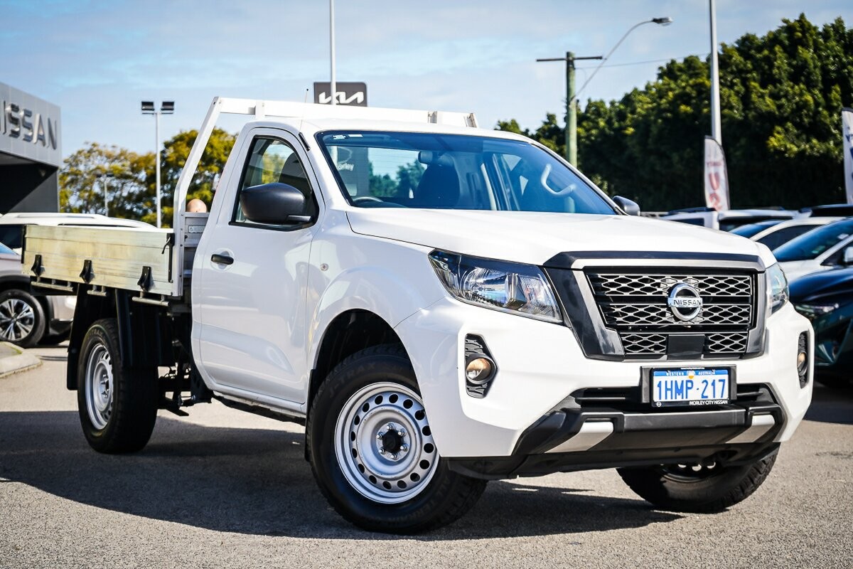 Nissan Navara image 1