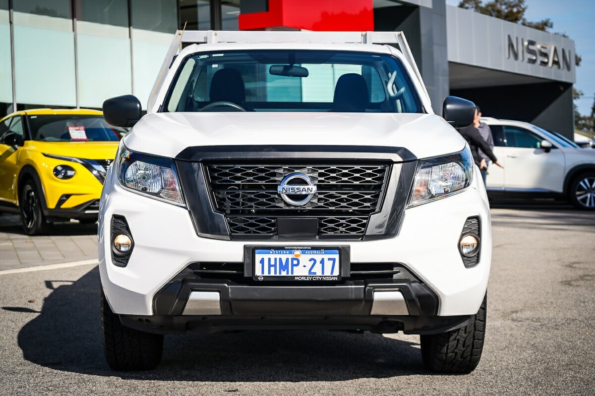 Nissan Navara image 3