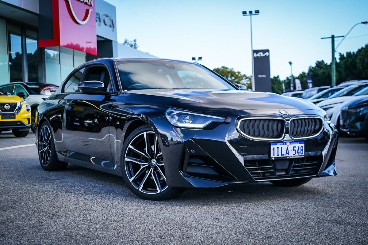 BMW 2 Series image 1