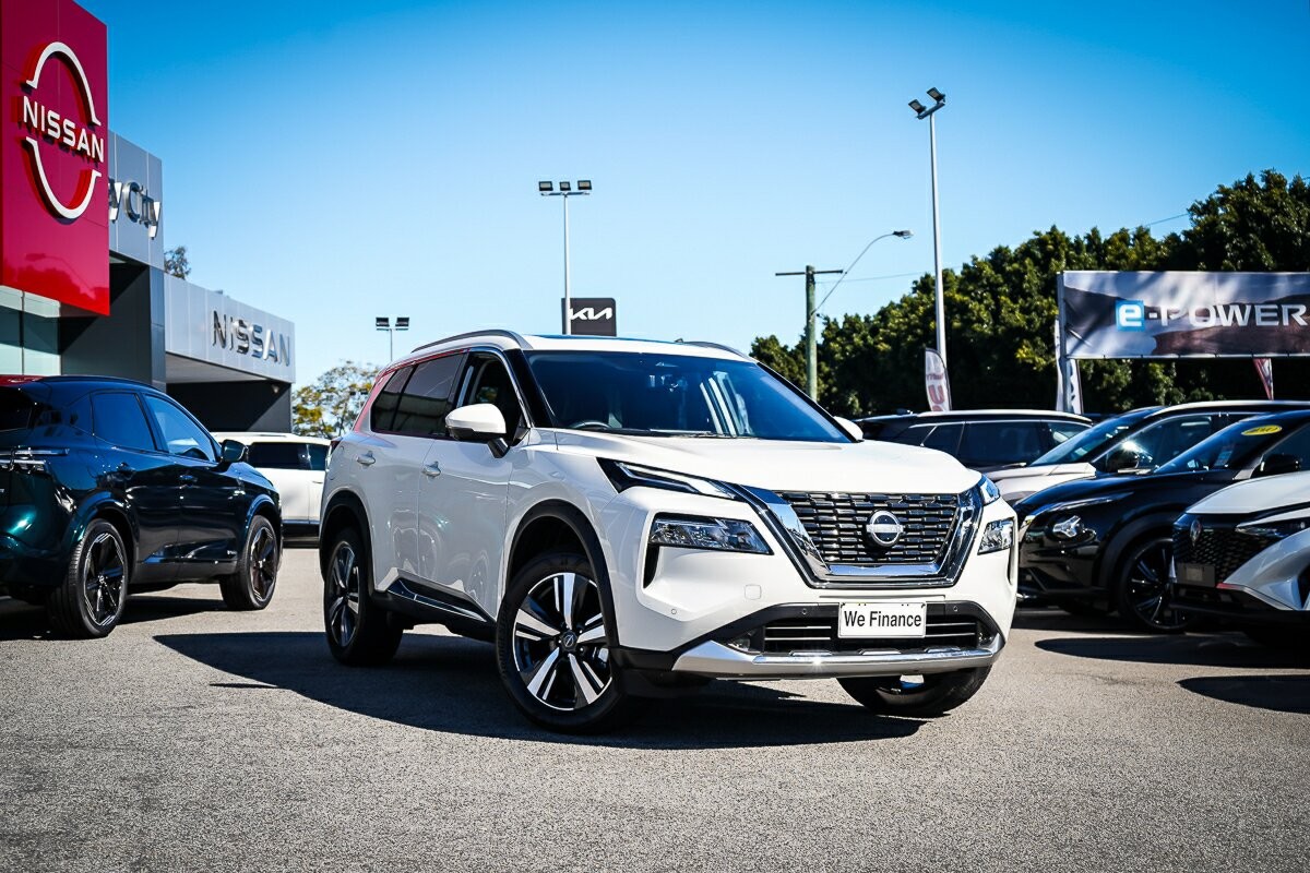 Nissan X-trail image 2