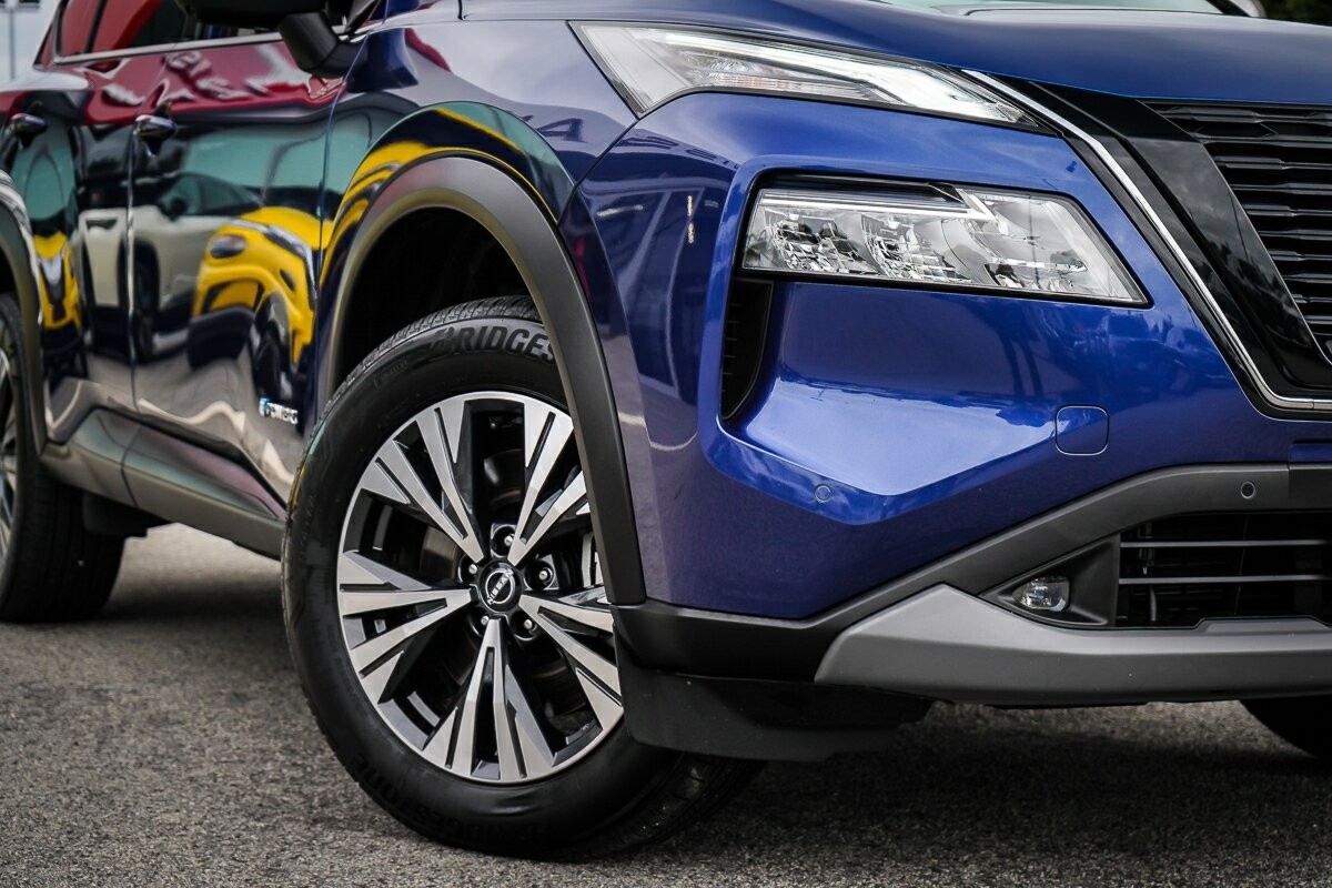 Nissan X-trail image 2