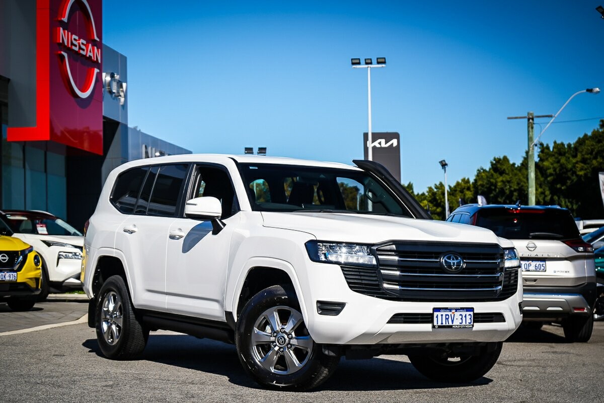 Toyota Landcruiser image 1