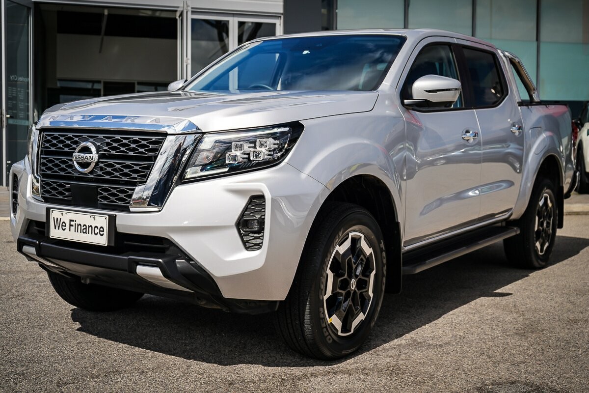 Nissan Navara image 4