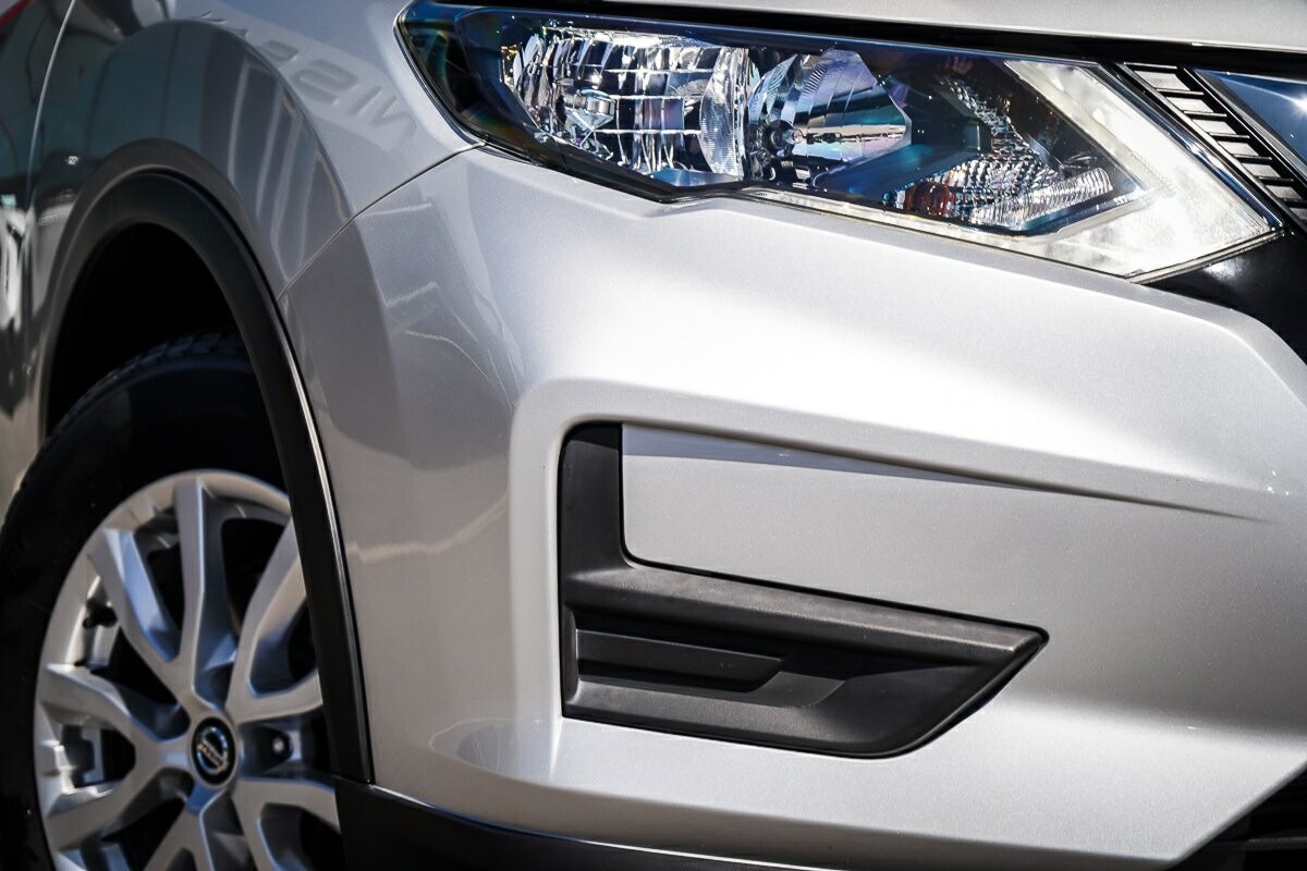 Nissan X-trail image 2