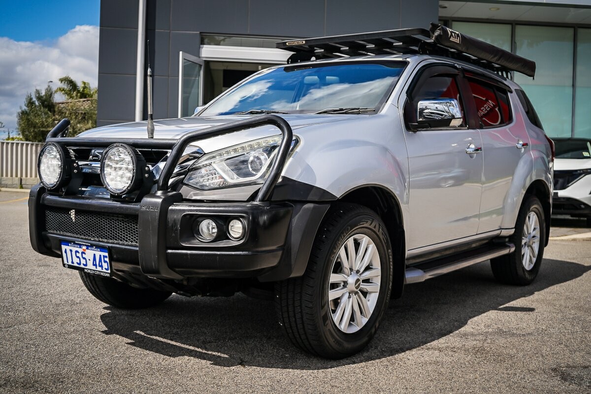 Isuzu Mu-x image 4