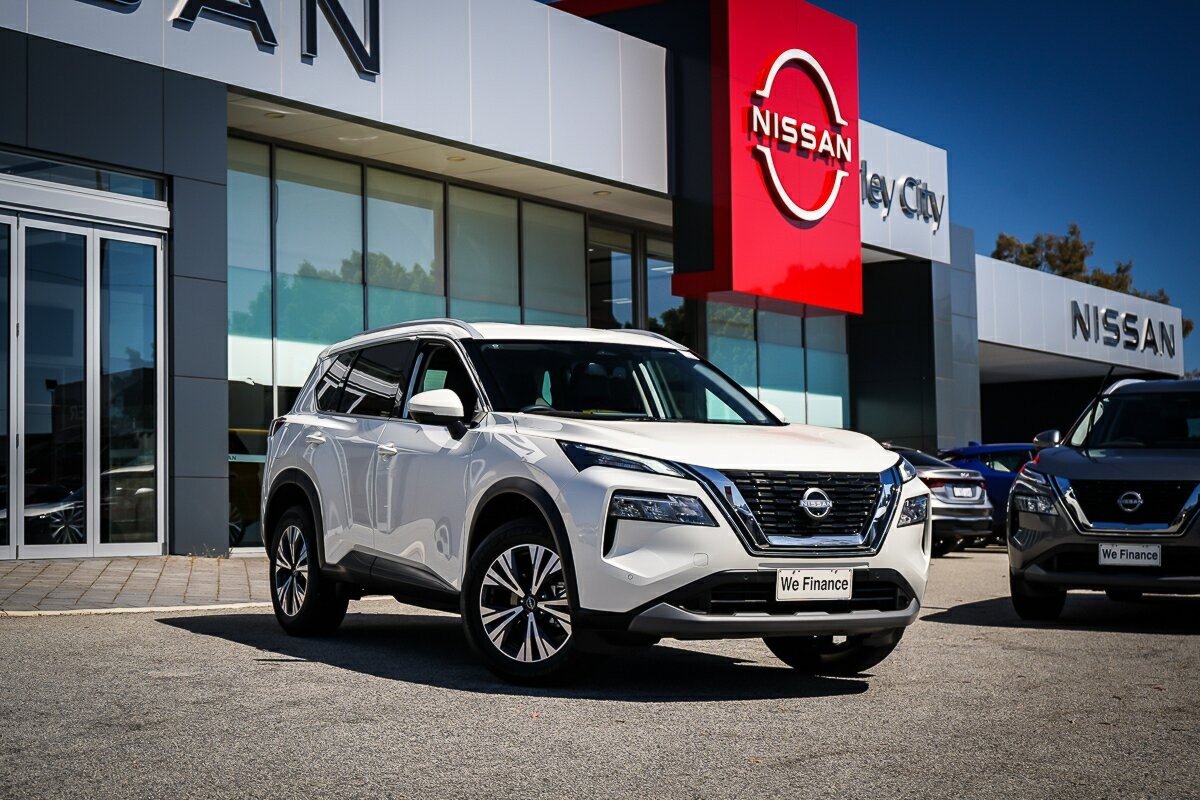 Nissan X-trail image 2