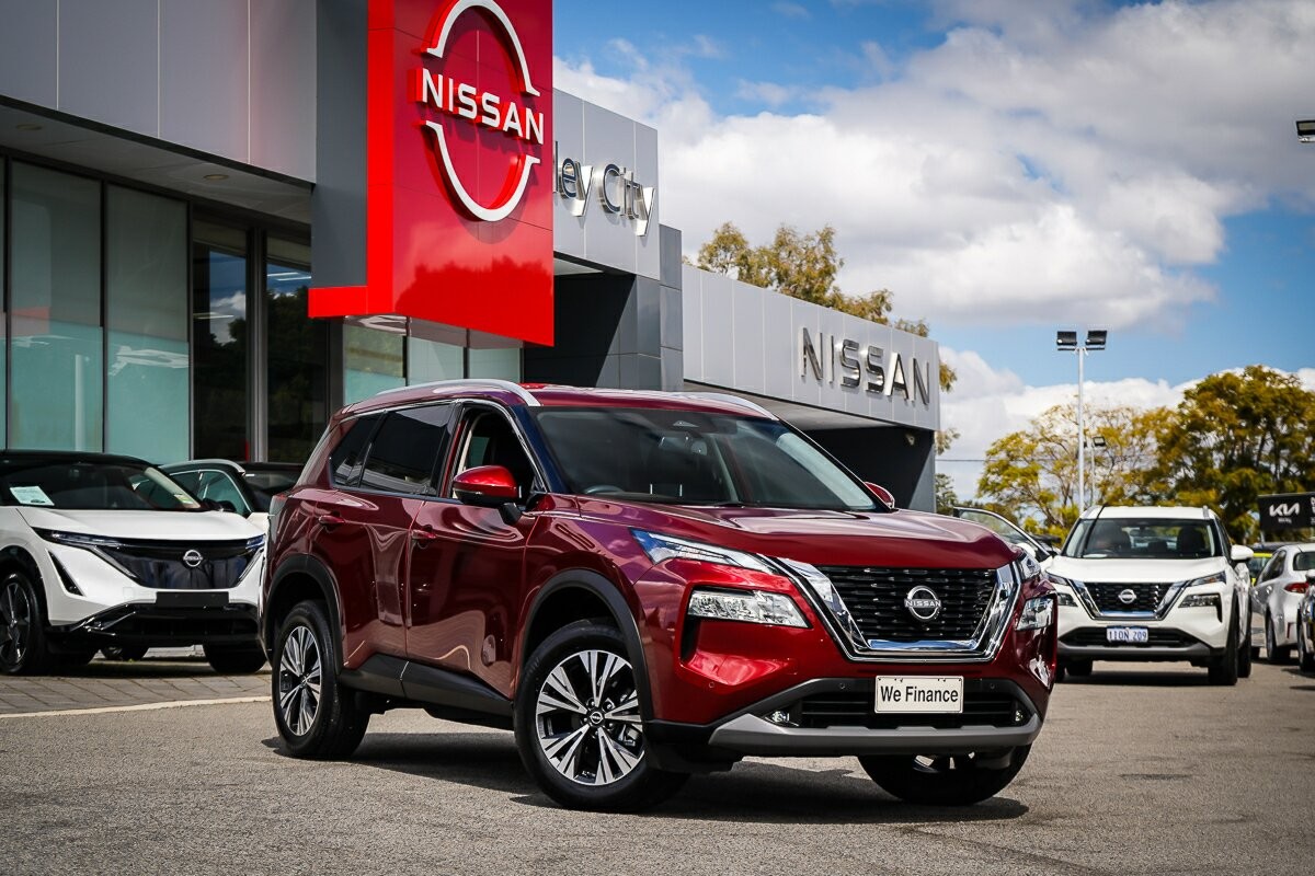 Nissan X-trail image 2