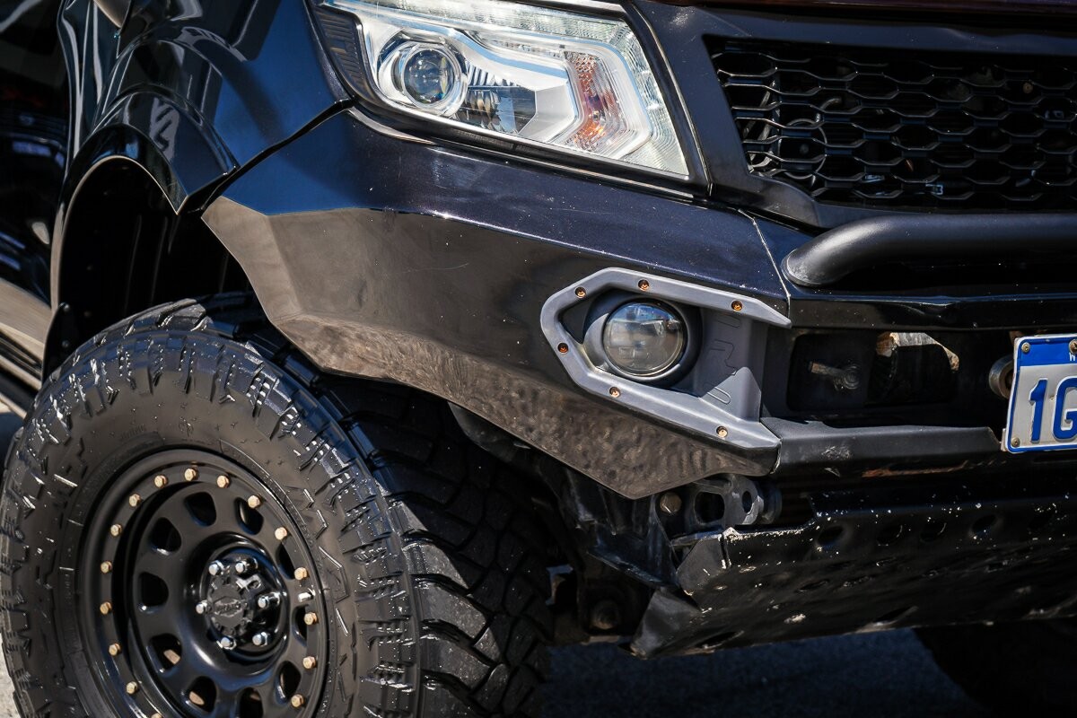 Nissan Navara image 3