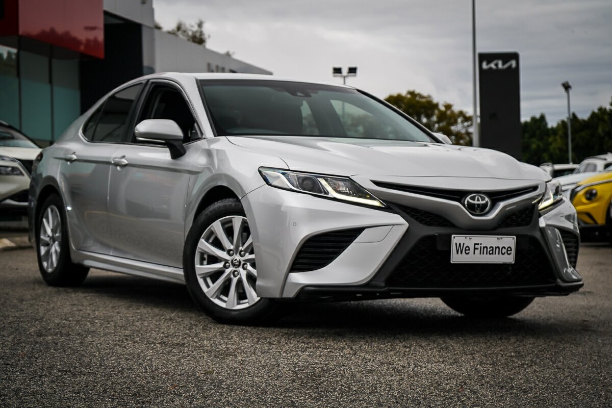 Toyota Camry image 1