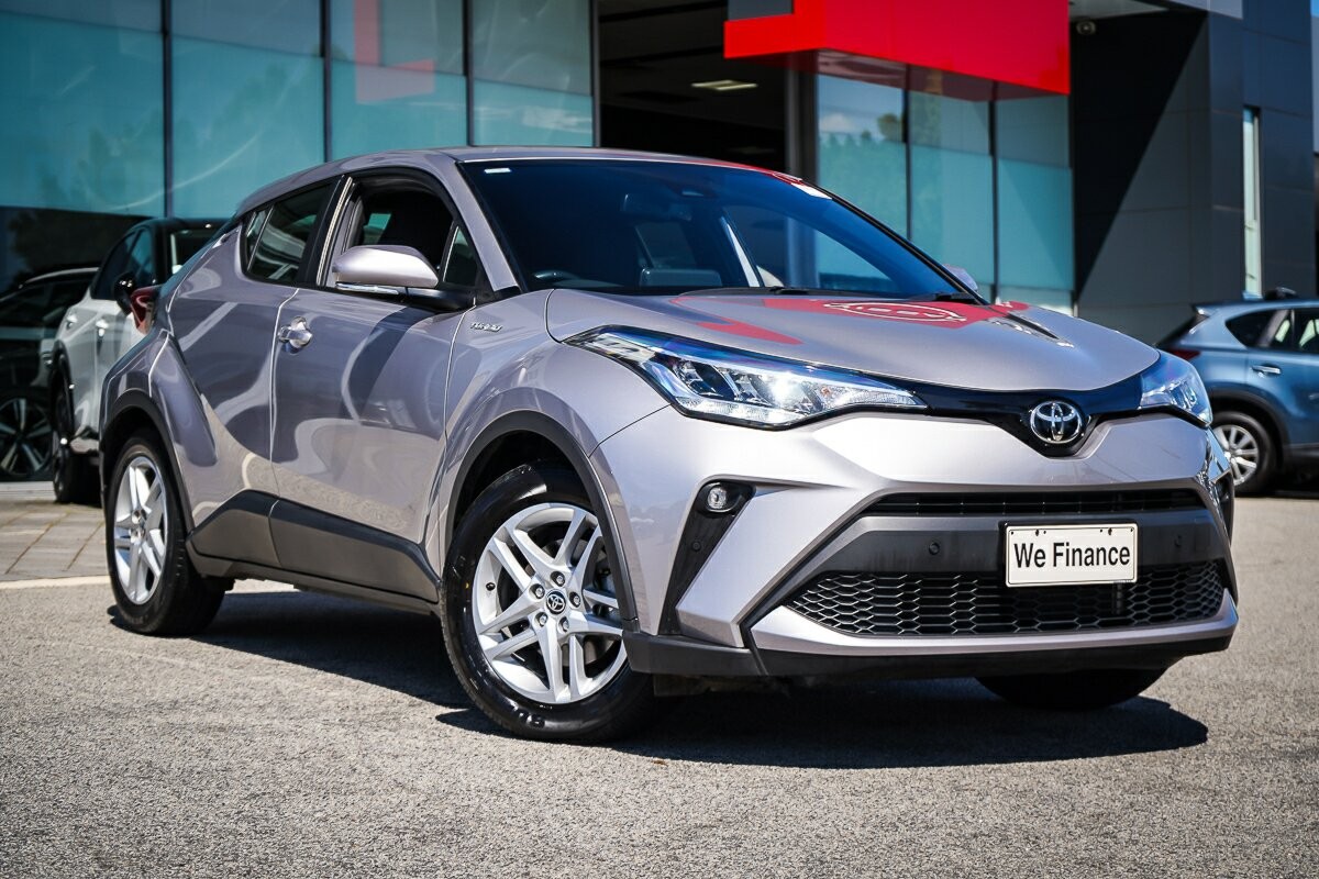 Toyota C-hr image 1